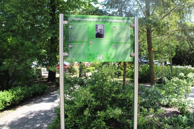 Tablica poświęcona ks. Kazimierzowi Michalskiemu