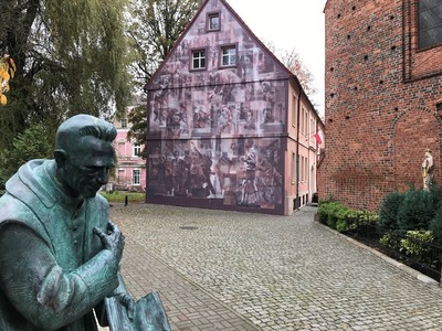 Odsłonięcie muralu o Wydarzeniach Zielonogórskich. Fot. Krzysztof Mazur