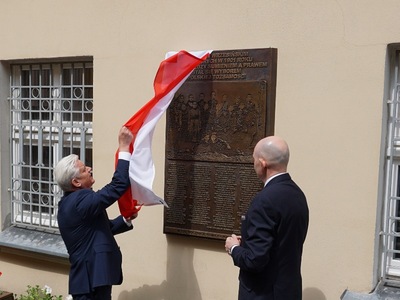 Uroczyste odsłonięcie tablicy