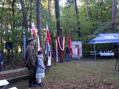 Uroczystości w Lasach Palędzko-Zakrzewskich