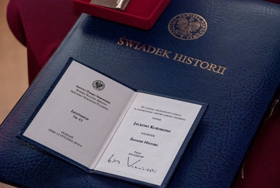 Medal, dyplom i legitymacja 