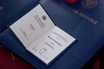 Medal, dyplom i legitymacja 