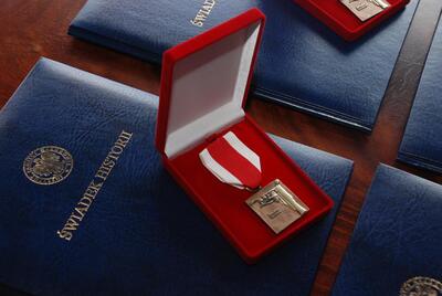Honorowe odznaczenie Prezesa Instytutu Pamięci Narodowej 