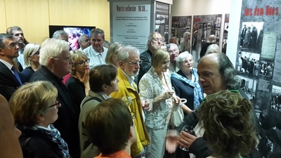 Otwarcie wystawy „Vertriebene 1939... " w siedzibie Fundacji Konrada Adenauera w Berlinie, 7 września 2016 r. Po wystawie gości oprowadzał jej kurator, dr Jacek Kubiak