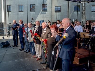 Uhonorowani Krzyżami Wolności i Solidarności. Fot. K. Filmanowicz/Radio Zachód
