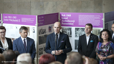 Dyrektor Oddziału IPN dr hab. Rafał Reczek. Wystawa „Da mihi animas, caetera tolle. Arcybiskup Antoni Baraniak 1904–1977” – Warszawa, 13 września 2017. Fot. Marcin Jurkiewicz / IPN