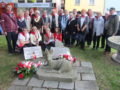 Zapal znicz pamięci 2017 – pomnik Sarenka