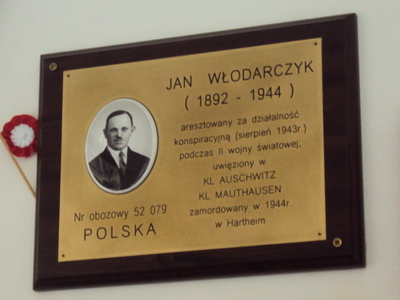 Zapal znicz pamięci 2017 – Zamek Hartheim