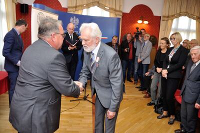 Odznaczenia wręczał zastępca Prezesa Jan Baster