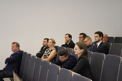 Uczestnicy pierwszej sesji