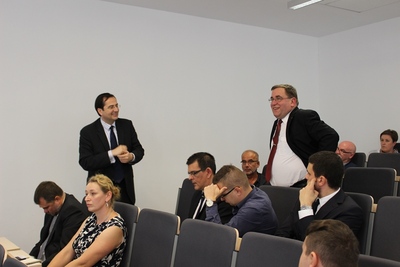 Dyskusja, pytanie zadaje prof. UAM Konrad Białecki