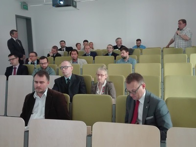 Dyskusja, głos zabiera dr Jan Miłosz