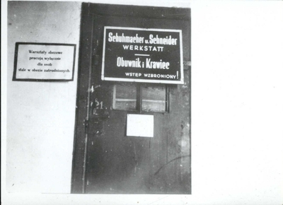 Warsztat rzemieślniczy w obozie