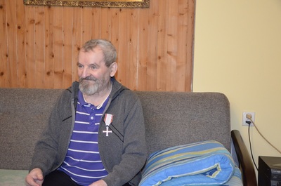 Działacz opozycji antykomunistycznej Tadeusz Jan Bednarczyk odznaczony Krzyżem Wolności i Solidarności. Fot. K. Gajda-Bator.