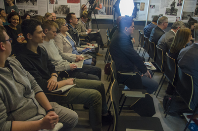 Historyczna debata z okazji Narodowego Dnia Pamięci Polaków ratujących Żydów pod okupacją niemiecką w muzeum w Markowej.