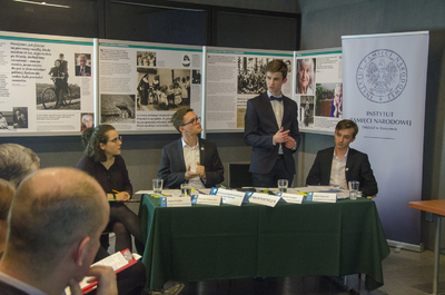 Historyczna debata z okazji Narodowego Dnia Pamięci Polaków ratujących Żydów pod okupacją niemiecką w muzeum w Markowej.