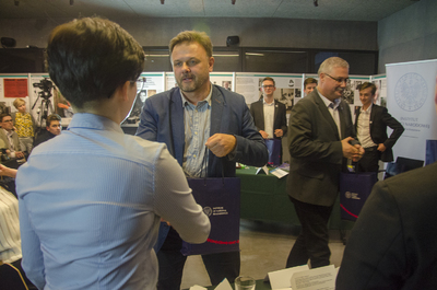 Historyczna debata z okazji Narodowego Dnia Pamięci Polaków ratujących Żydów pod okupacją niemiecką w muzeum w Markowej.