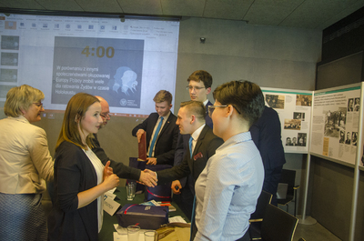 Historyczna debata z okazji Narodowego Dnia Pamięci Polaków ratujących Żydów pod okupacją niemiecką w muzeum w Markowej.