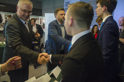 Historyczna debata z okazji Narodowego Dnia Pamięci Polaków ratujących Żydów pod okupacją niemiecką w muzeum w Markowej.