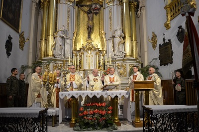 Msza święta z okazji 79. rocznicy powstania Polskiego Państwa Podziemnego oraz święto Wojsk Obrony Terytorialnej.