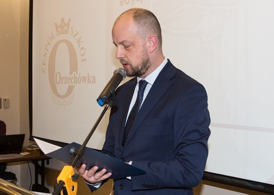 Jaku Izdebski - naczelnik Oddziałowego Biura Edukacji Narodowej.