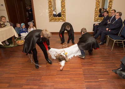 Występ uczniów Zespołu Szkół w Orzechówce.