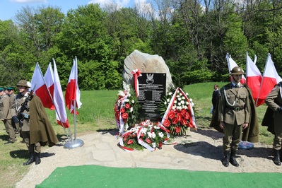 Uroczyste odsłonięcie tablicy i Alei Dębów Pamięci Kapelanów Katyńskich w Kalwarii Pacławskiej.