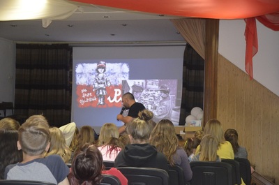 Wakacje z IPN podczas turnusu w Ośrodku „Caritas” w Myczkowcach.