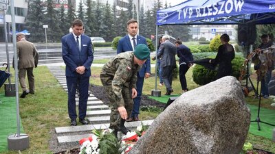 Odsłonięcie tablicy poświęconej mjr. Wacławowi Kopisto w Rzeszowie.