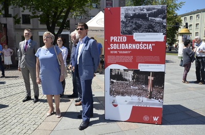 Otwarcie wystawy „Tu rodziła się Solidarność” w Mielcu. Fot. Katarzyna Gajda-Bator