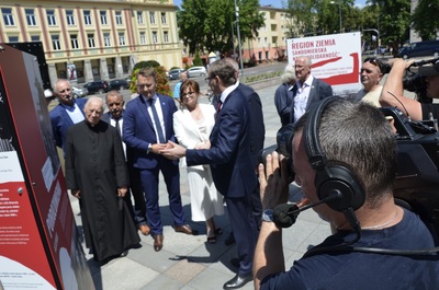 Otwarcie wystawy „Tu rodziła się Solidarność” w Mielcu. Fot. Katarzyna Gajda-Bator
