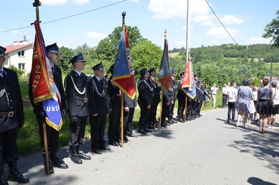 Uroczystość odsłonięcia muralu poświęconego gen. Władysławowi Sikorskiemu w Hyżnem.