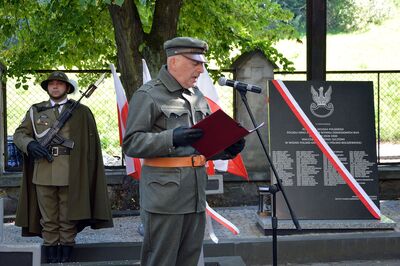 Odsłonięcie tablicy pamiątkowej na kwaterze żołnierzy polskich w Przemyślu