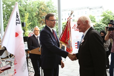 Obchody 40. rocznicy powstania NSZZ „Solidarność“ i uroczystość wręczenia Krzyży Wolności i Solidarności działaczom opozycji antykomunistycznej. Fot. Igor Witowicz