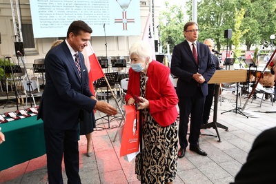 Obchody 40. rocznicy powstania NSZZ „Solidarność“ i uroczystość wręczenia Krzyży Wolności i Solidarności działaczom opozycji antykomunistycznej. Fot. Igor Witowicz