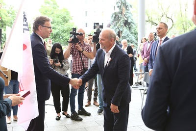 Obchody 40. rocznicy powstania NSZZ „Solidarność“ i uroczystość wręczenia Krzyży Wolności i Solidarności działaczom opozycji antykomunistycznej. Fot. Igor Witowicz