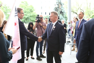 Obchody 40. rocznicy powstania NSZZ „Solidarność“ i uroczystość wręczenia Krzyży Wolności i Solidarności działaczom opozycji antykomunistycznej. Fot. Igor Witowicz