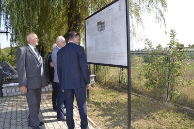 Wizyta na Grobie Nieznanego Żołnierza 1939-1945 w Iwoniczu.