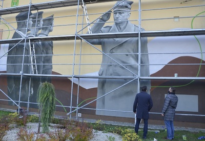 Mural przestawiający gen. Władysława Sikorskiego w Tuszowie Narodowym