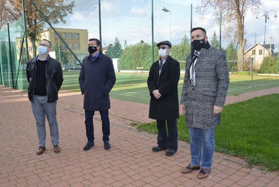 Odbiór muralu przestawiającego gen. Władysława Sikorskiego w Tuszowie Narodowym