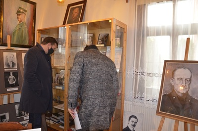 Wizyta przedstawicieli IPN Oddział w Rzeszowie w Centrum Pamięci gen. Władysława Sikorskiego w Tuszowie Narodowym