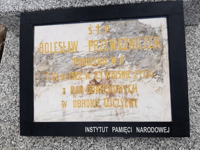 Stan grobu por. Bolesława Przewoźniczka po renowacji