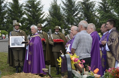 Ostatnie pożegnanie Zbigniewa Nawrockiego