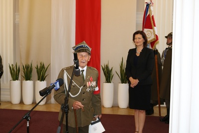Uroczystość wręczenia Krzyży Oficerskich Orderu Odrodzenia Polski. Fot. Piotr Szopa