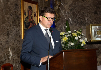 Dyrektor Oddziału IPN w Rzeszowie dr Dariusz Iwaneczko przedstawił biogramy Żołnierzy Niezłomnych, Leopolda Rząsy i Michała Zygo, podczas uroczystości pogrzebowych w Rzeszowie.Fot.IPN/Igor Witowicz