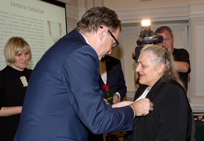 Uroczystość wręczenia Krzyży Wolności i Solidarności działaczom opozycji antykomunistycznej. Fot. Igor Witowicz.