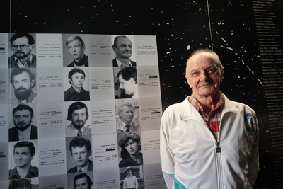 Zwiedzanie Muzeum Jana Pawła II oraz wystawy „A jutro jest nieznane. Podziemna Solidarność w Stalowej Woli 1982-1989”. Fot. Katarzyna Gajda-Bator (IPN)