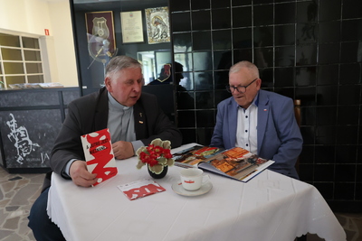 Zwiedzanie Muzeum Jana Pawła II oraz wystawy „A jutro jest nieznane. Podziemna Solidarność w Stalowej Woli 1982-1989”. Fot. Katarzyna Gajda-Bator (IPN)