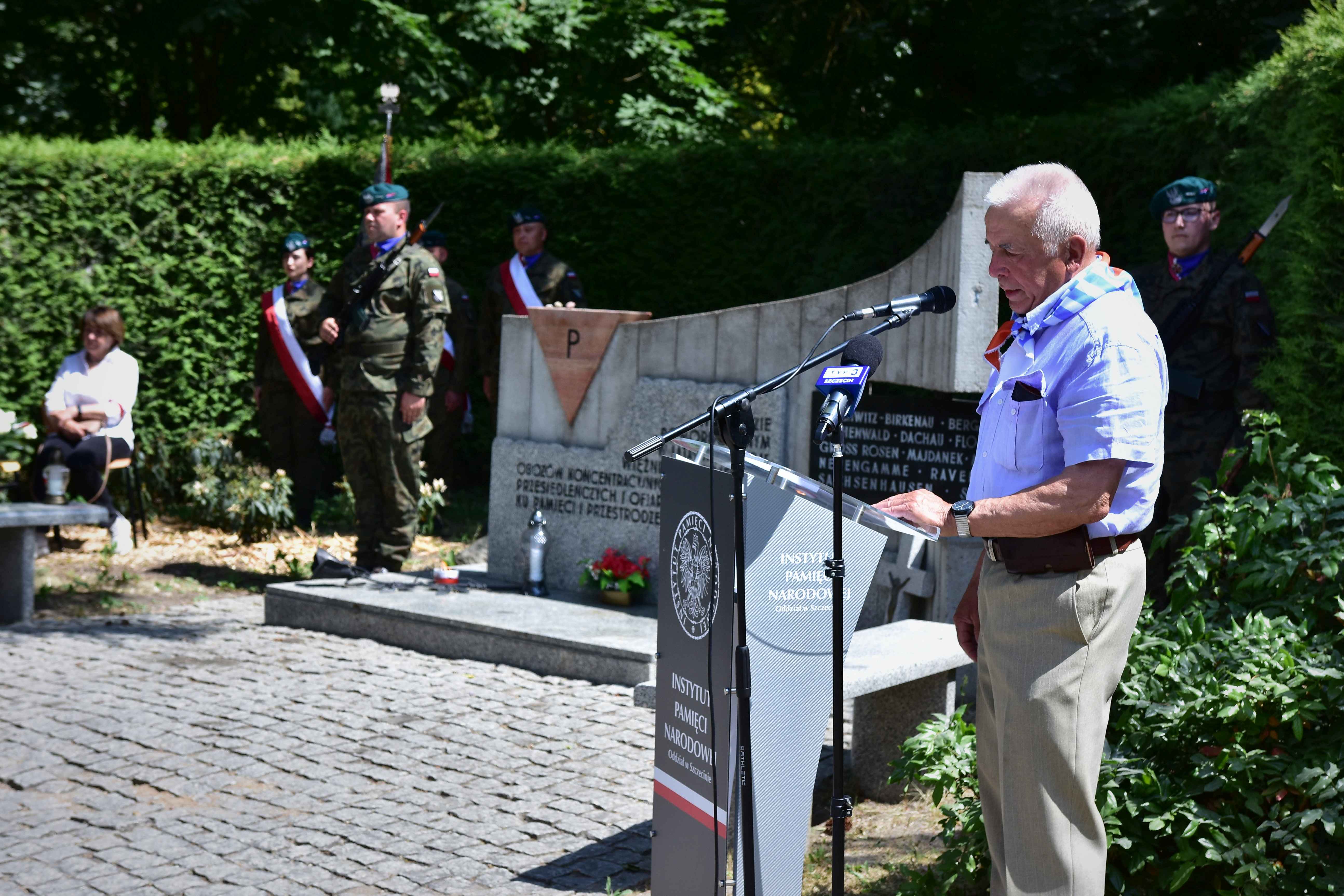 Cmentarz Centralny6 Cmentarz Centralny6