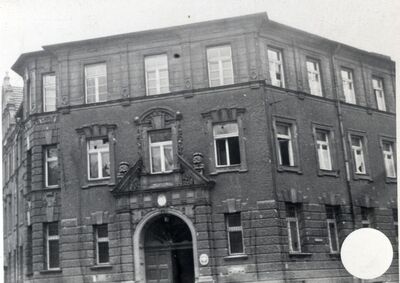 Wybite szyby w budynku II Komisariatu MO (IPN Sz 009/1460)